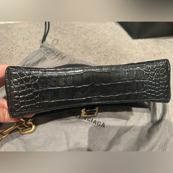 BALENCIAGA
Women's Downtown Xs Shoulder Bag Crocodile Embossed in Black - Picture 3 of 10